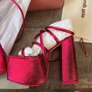 CULT GAIA PLATFORM HEELS, HYTE LA SELVA SHOES HEELS... | Depop CULT GAIA HYTE PINK PLATFORM HEEL display picture 1